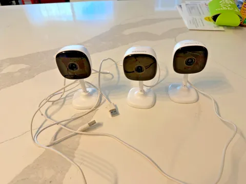 Merkury Mi-CW051 Smart indoor cameras, Lot of 3
