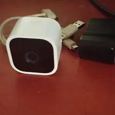 White Wi‑Fi IP/Network Indoor Surveillance Camera, USB Powered, 1 Camera