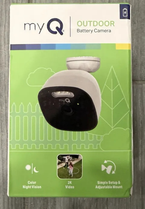myQ Outdoor Battery Camera 2K Wireless Security Camera WiFi Color Night Vision