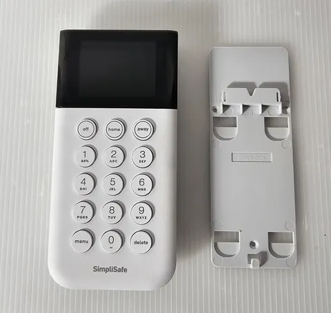 SimpliSafe Keypad Home Security System SSKP3 with Mount 