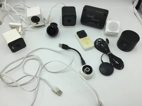 Lot of WYZE CAM Cameras,Door Chimes,Speakers,Other Electronics Untested,M