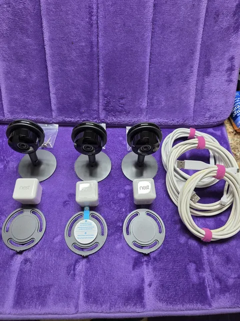 Google Nest Cam Indoor Security Camera A0005 (1st Gen)