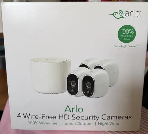 Netgear Arlo VMS3430-100NAS HD Wireless Security Camera System 4 Cameras New