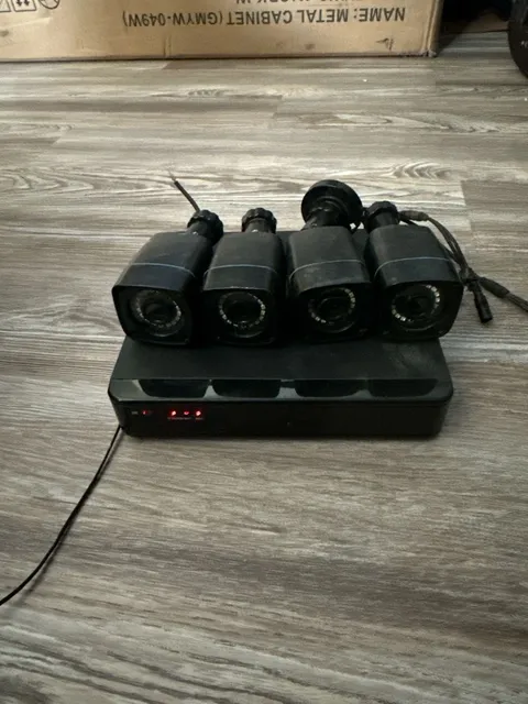 GS 8-Channel DVR Security System with 4 Bullet Cameras Model GS-D6108CT-E11