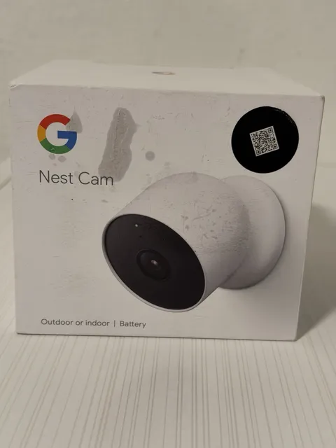 Google Nest Cam Indoor/Outdoor Battery 2nd Gen Security Camera 1 Pack (Open Box)