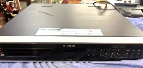 Bosch DIVAR 5000 - 16A200 Digital Video Recorder  16-Channel DVR