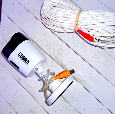 63891 / Cobra 1080p HD Surveillance Security Camera  / Plus BNC Cable