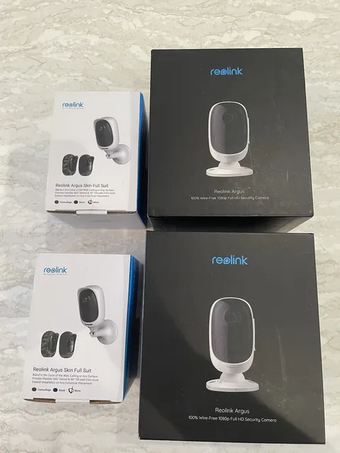 2 Reolink Argus 1080p Wire-Free Wi-Fi IP Security Cameras White 2 Skin Full Suit