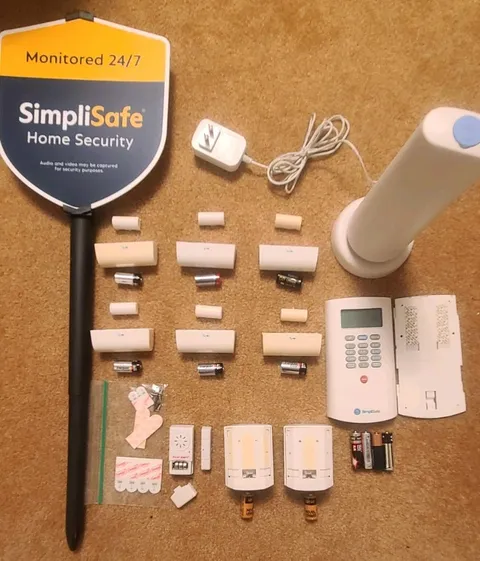 SimpliSafe BS2000 Bundle Keypad, 2 Motion & 6 Door Sensors *Batteries Included*