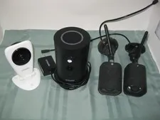 Zmodo meShare Bundle - 1 Pivot ZH-IZV2D-W, 1 ZH-IXU1F-W, 2 ZP-IBH2J-W
