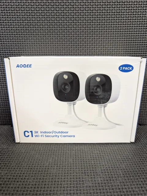 AOQEE C1 is a 2-pack of 2K resolution indoor/outdoor Wi-Fi security cameras