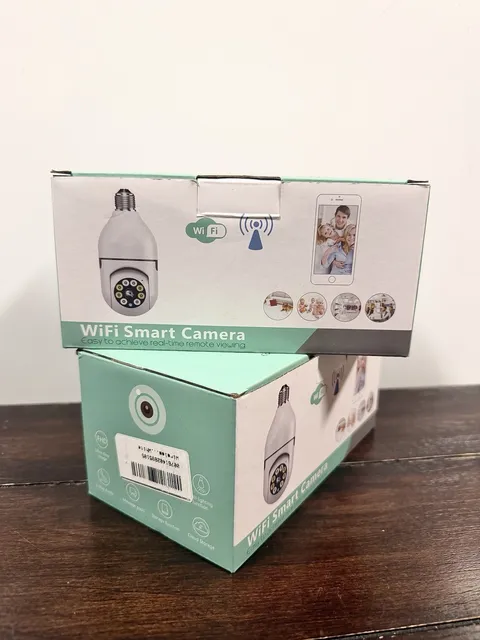 WiFi Smart Light Bulb Security Camera 360-Degree PTZ Panoramic Remote Viewing