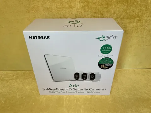 NETGEAR VMS3330-100NAS 3 HD Wireless Security Camera system (3pack) new in box