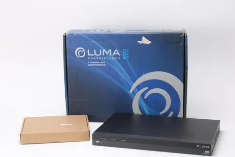 Luma Surveillence LUM-510-NVR-4CH Network Video Recorder With Accessories