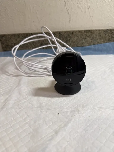 Logitech Circle View Weatherproof Wired Home Security Camera VR0018 / 861-000078