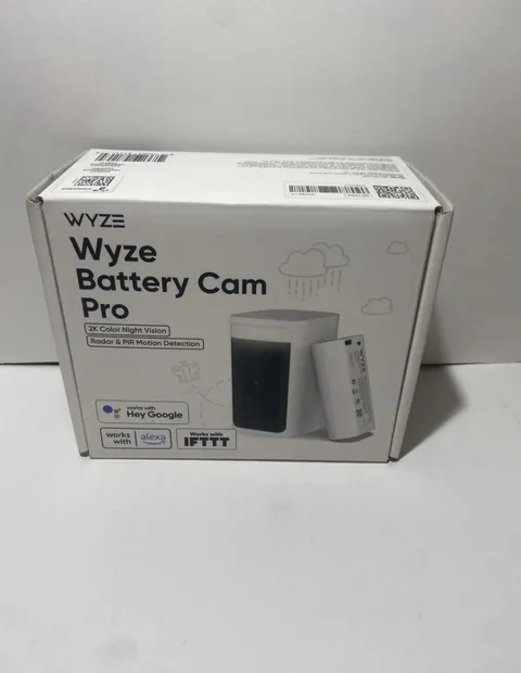 Ring B0D23B14X Cam Plus Plug-In – 2K Video, Low-Light Vision,  Open Box