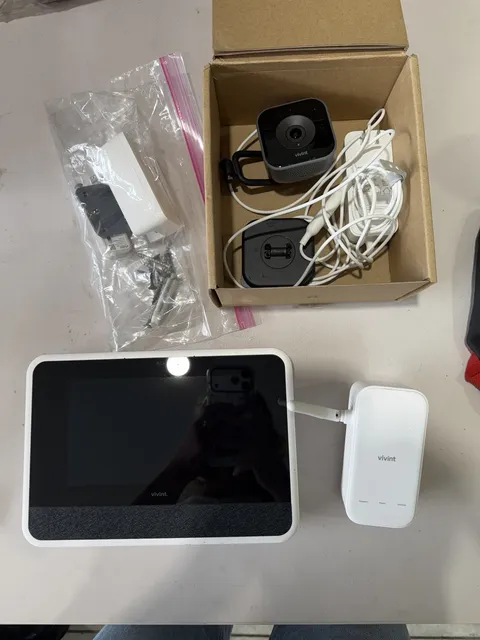 Vivint Indoor Camera Pro Wi-Fi Smart Security System with Monitor & Accessories