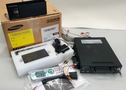 Samsung SRM-872 Mobile NVR Video Recorder Kit 8 Channel Network 64Mbps Recorder