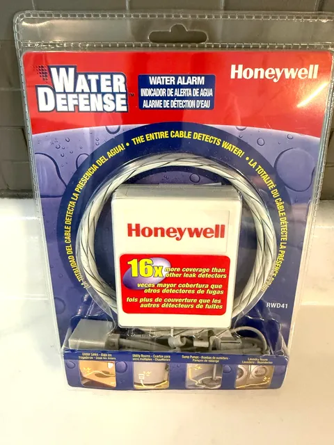 Honeywell Water Defense Alarm RWD41 Water Alarm Detection Battery Operated NEW!