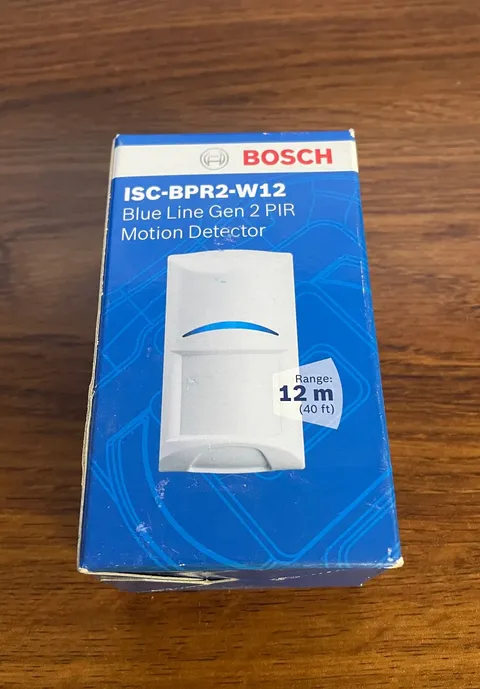 Bosch - 40' Range Blue Line GEN2 PIR Motion Detector - ISC-BPR2-W12