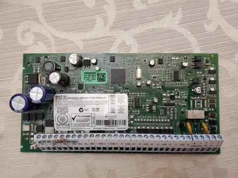 DSC PC1864 V4.22 PowerSeries 8-84 Zone Alarm System Board Only