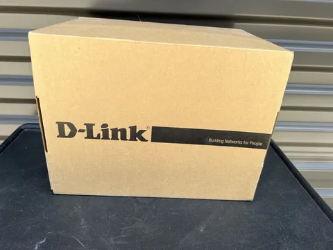 D-LINK DNS 726-4 NETWORK VIDEO RECORDER FOR D-LINK (NEW OPEN BOX)