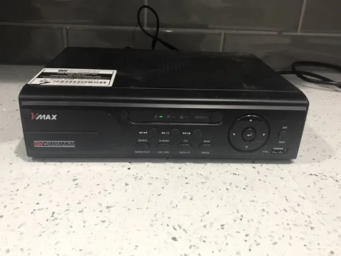 Digital Watchdog VMAX 480 Security Camera System And Recorder G143