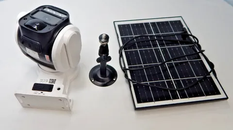 [runofast 4G LTE Cellular Security Camera,No WiFi Solar Powered Wireless Camera 
