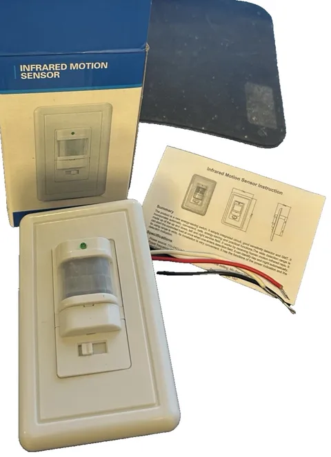 AC110V PIR Indoor Motion Sensor Light Switch Wall Occupancy Detector No Reserve