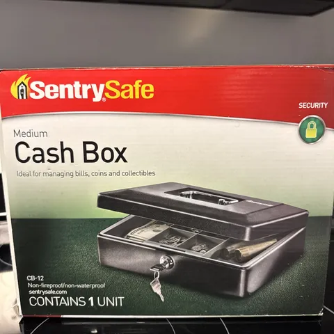 SentrySafe Cash Box with Money Tray & Key Lock Box CB-12, Black, Never Used EUC
