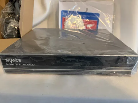 Saavce HD Digital Video Recorder W/4-cameras New Inbox DH41Nk1T
