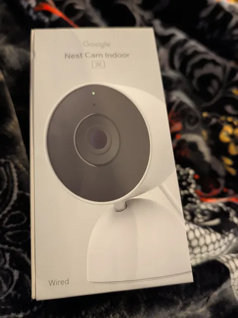 Google Nest Cam (Indoor, Wired)  2nd Generation Open box