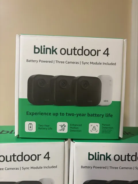 Blink Outdoor 4 3-Cam Wireless Wi-Fi Battery Alexa Sync Module Person Detect