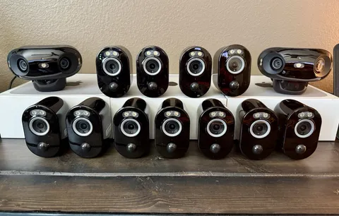 REOLINK - 13 Camera Security System - Argus 3 Pro + Argus 4 Pro Solar Bundle