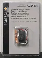 Portfolio Outdoor 0304434 Universal Dusk to Dawn Replacement Sensor New
