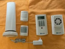 Simplisafe KP1000 Keypad Wireless Home Security System 1st Gen - PREOWNED