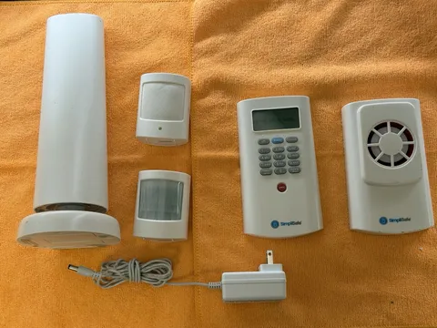 Simplisafe KP1000 Keypad Wireless Home Security System 1st Gen - PREOWNED