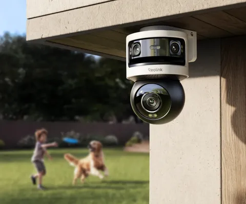 REOLINK Triple-Lens PoE Security Camera 10MP 4K PT Auto Track