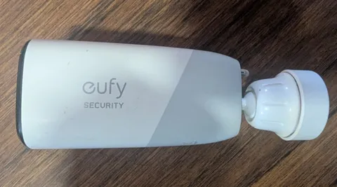 EufyCam S221 eufyCam 2 Pro with Solar Panel
