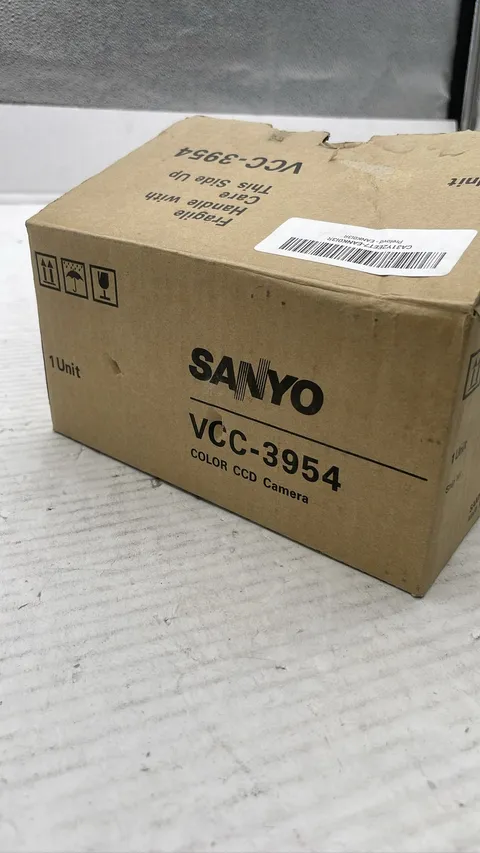 SANYO VCC-3954 Color CCD CCTV Security Camera with Lens