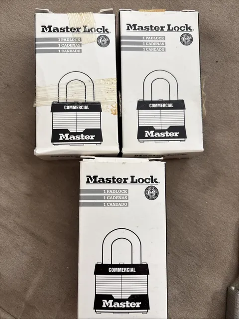 Lot of 3: Genuine Master Lock With Keys…0670 longer shackle…3LHBLU No.3
