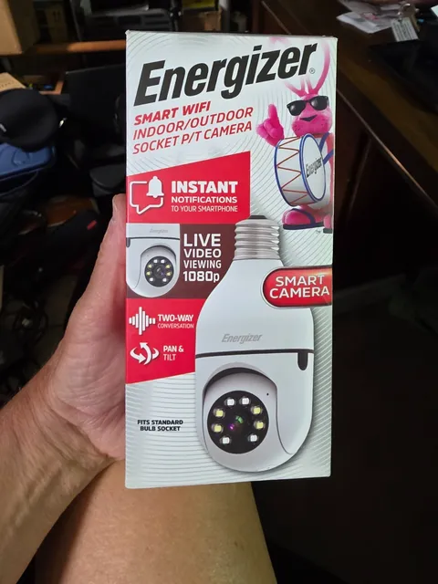 Energizer Smart Wi-Fi Indoor Outdoor Bulb Socket P/T Camera White Easy Setup