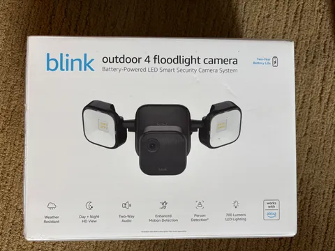 Blink Outdoor 4 Floodlight Camera Battery Powered, 700 Lumens LED