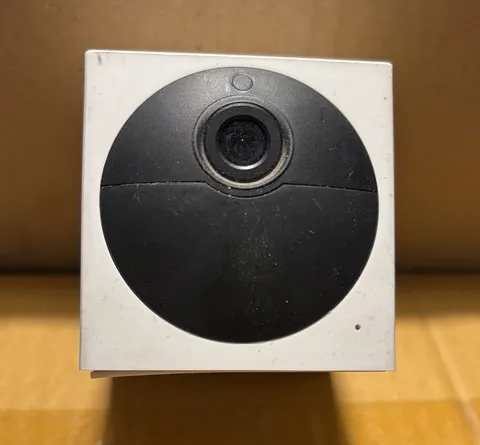 Wyze Cam Outdoor WVOD1 Wireless IP Security Camera Wi-Fi Weatherproof White