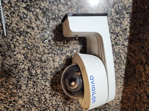 Avigilon 8 Megapixel H4A  8.0-H5A-DP1  Dome Camera / Wall Mount