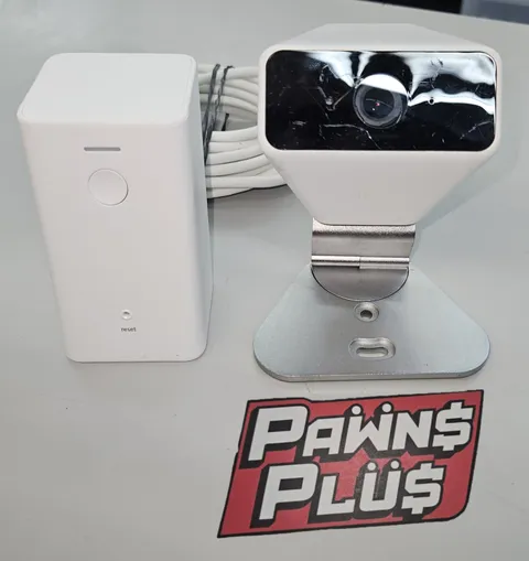 Xfinity XCAM2 SCHC2AEW HD Indoor Outdoor Camera w/ XW4 Adapter c