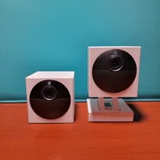 2-Wyze Cam Outdoor Camera & Mount White WVOD1. PARTS-ONLY.