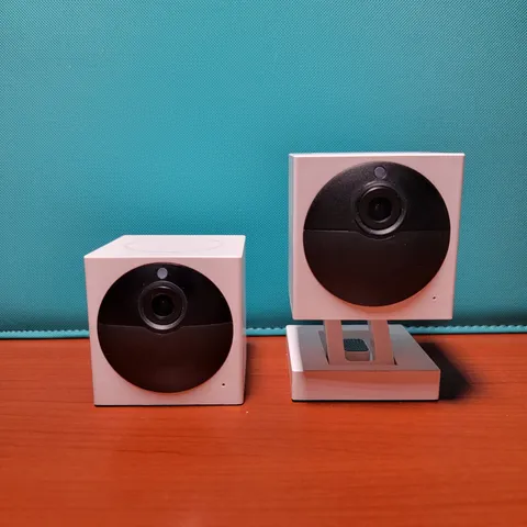 2-Wyze Cam Outdoor Camera & Mount White WVOD1. PARTS-ONLY.
