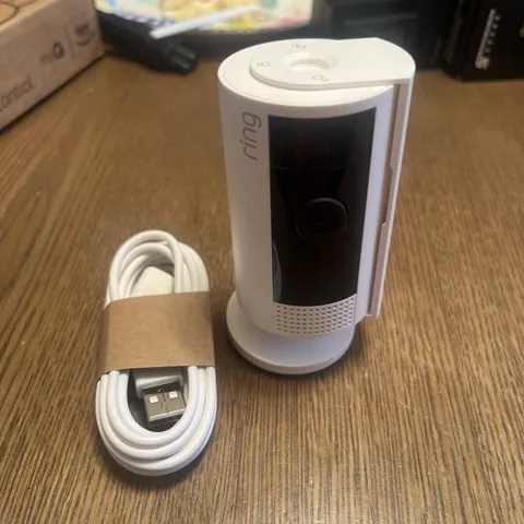 Ring Indoor Cam  1080p Plug-In Security Camera  Tested w/cable model 5f72e9