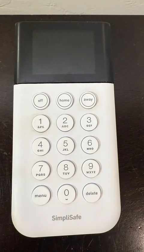 SimpliSafe SSKP3 Home Security System Wireless Keypad Remote White GENUINE w1
